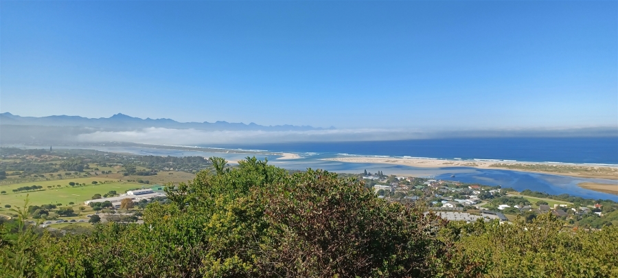 4 Bedroom Property for Sale in The Hill Western Cape
